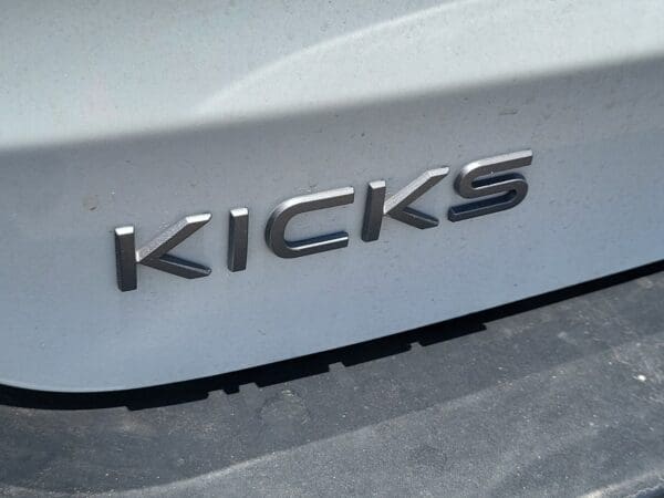 2025 Nissan Kicks - Image 11