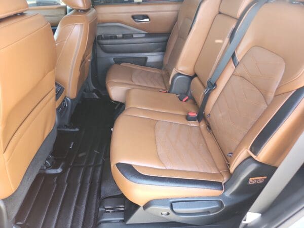2024 Nissan Pathfinder - Image 17
