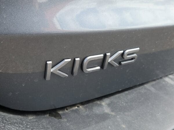2025 Nissan Kicks - Image 19