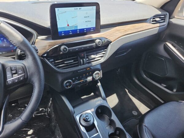 2020 Ford Escape - Image 9