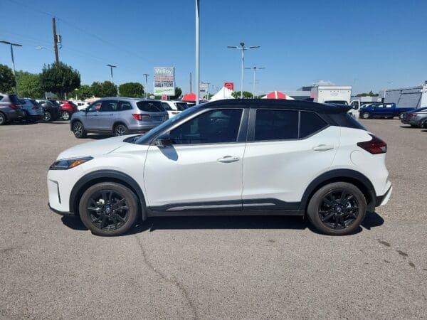 2024 Nissan Kicks - Image 2