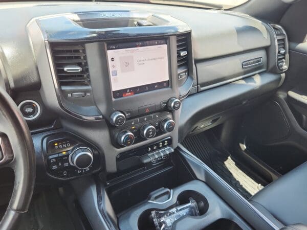 2022 Ram 1500 - Image 9