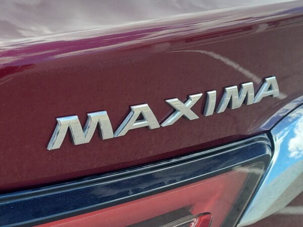 2021 Nissan Maxima - Image 12