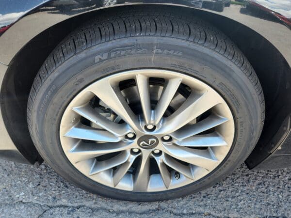 2021 INFINITI Q50 - Image 21
