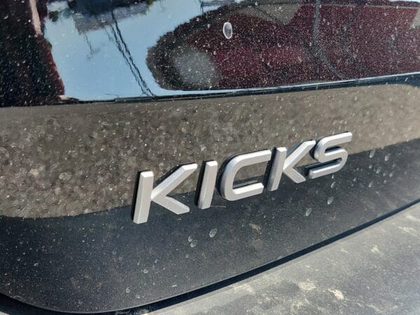 2025 Nissan Kicks - Image 19
