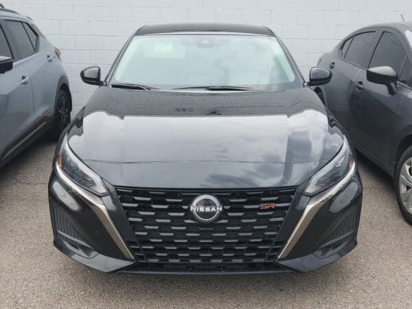 2024 Nissan Altima - Image 2
