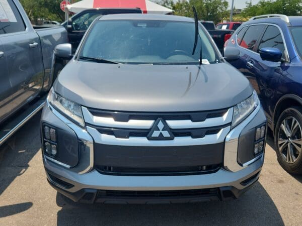 2023 Mitsubishi Outlander Sport - Image 2