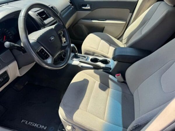 2010 Ford Fusion - Image 5