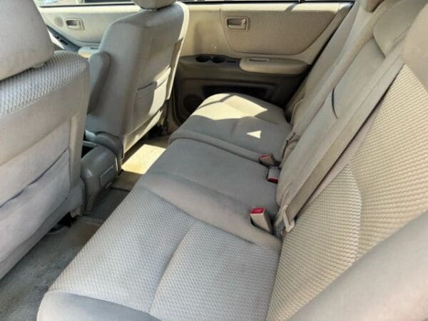 2005 Toyota Highlander - Image 6