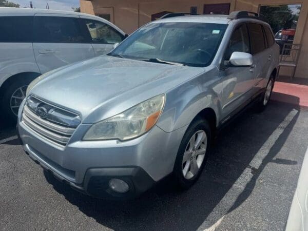 2014 Subaru Outback - Image 2