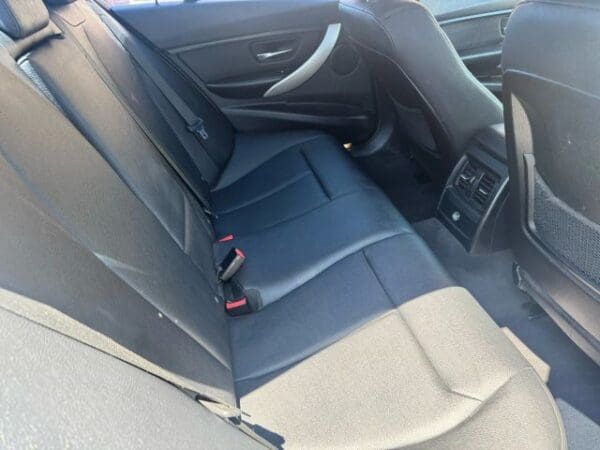 2014 BMW 3 Series - Image 5