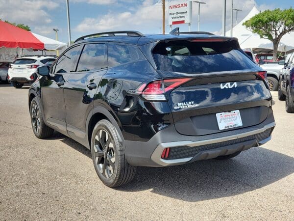 2023 Kia Sportage - Image 3