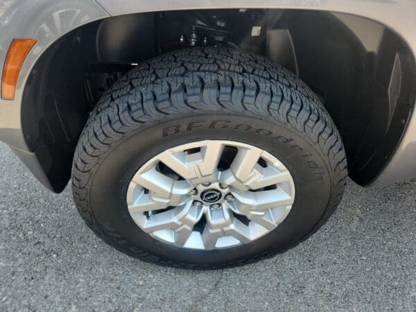 2024 Nissan Frontier - Image 21