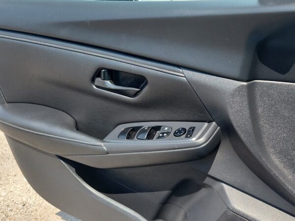 2025 Nissan Sentra - Image 14