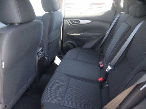 2021 Nissan Rogue Sport - Image 10