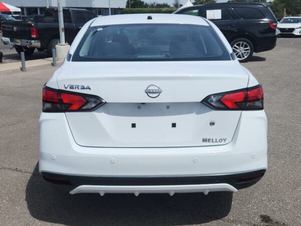 2025 Nissan Versa - Image 18