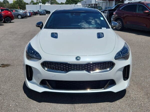 2020 Kia Stinger - Image 5