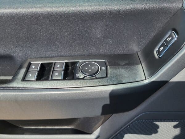 2023 Ford Super Duty F-250 SRW - Image 16