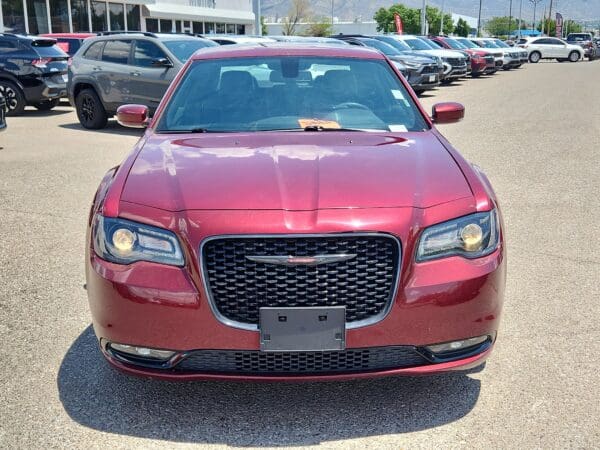 2022 Chrysler 300 - Image 5