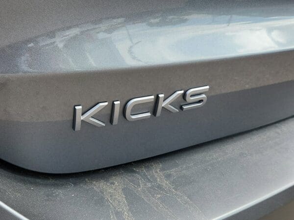 2025 Nissan Kicks - Image 19
