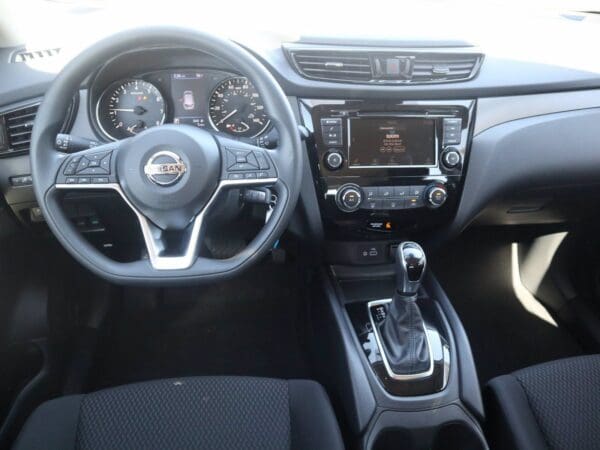 2021 Nissan Rogue Sport - Image 11