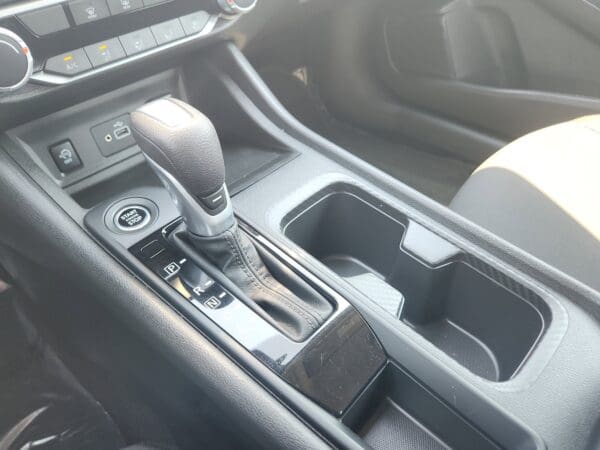 2025 Nissan Sentra - Image 10