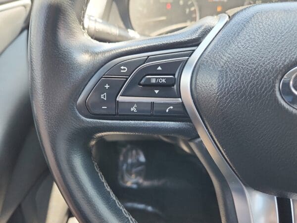 2021 INFINITI Q50 - Image 6
