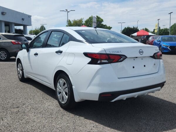 2025 Nissan Versa - Image 3