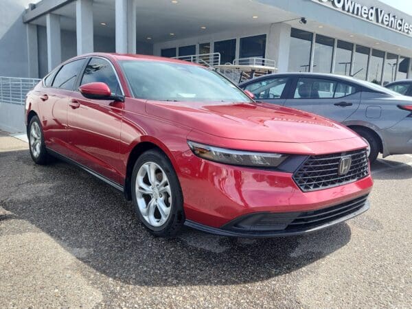 2023 Honda Accord Sedan - Image 3