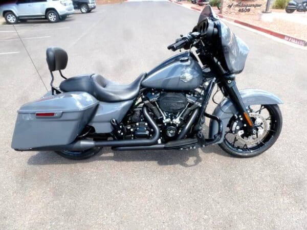 2022 Harley-Davidson FLHXS