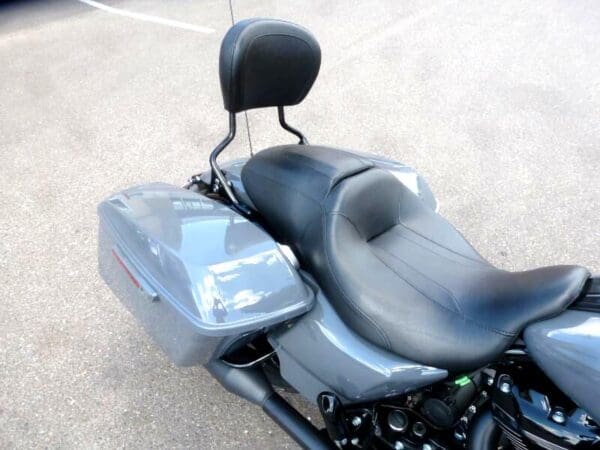 2022 Harley-Davidson FLHXS - Image 10