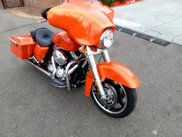 2012 Harley-Davidson FLHX103 - Image 2