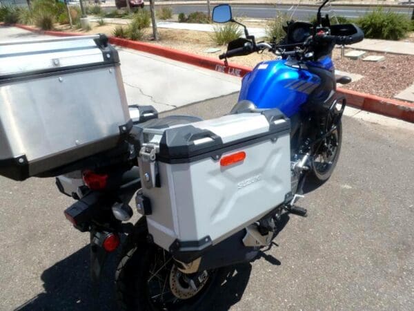2020 Suzuki V-Strom 650 - Image 11