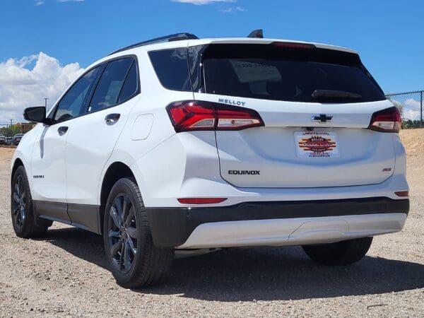 2024 Chevrolet Equinox - Image 5
