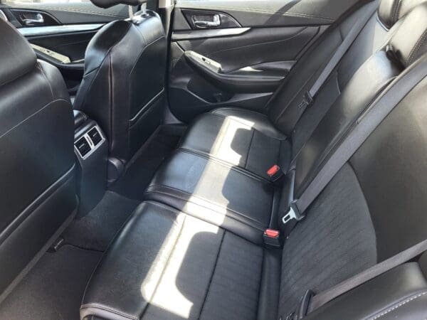 2023 Nissan Maxima - Image 19