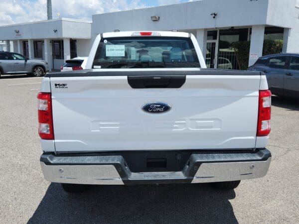 2022 Ford F-150 - Image 17