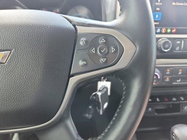 2022 Chevrolet Colorado - Image 7