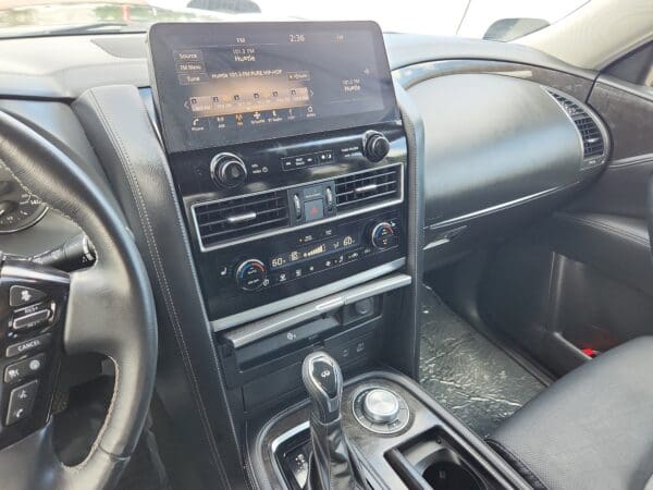 2024 INFINITI QX80 - Image 9