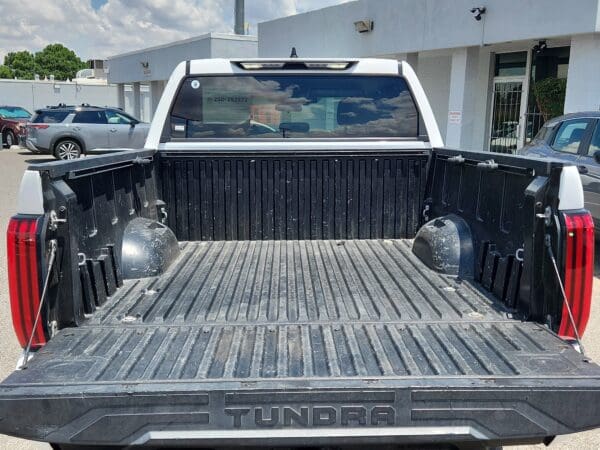 2022 Toyota Tundra 4WD - Image 18
