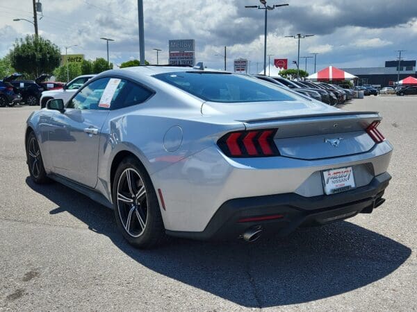 2024 Ford Mustang - Image 3