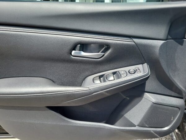 2025 Nissan Sentra - Image 6