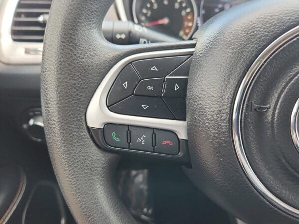 2020 Jeep Compass - Image 6