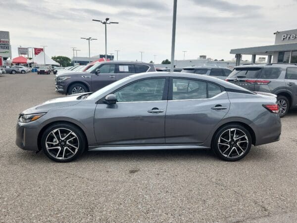 2025 Nissan Sentra - Image 2