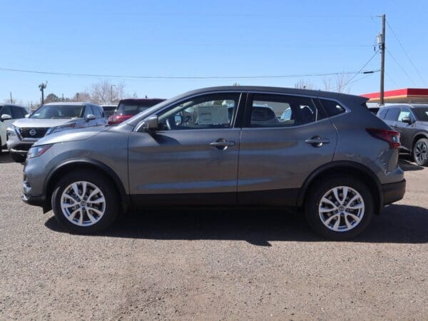 2021 Nissan Rogue Sport - Image 2