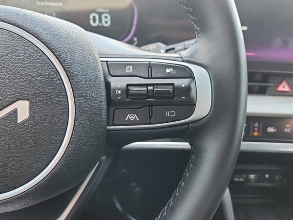 2023 Kia Sportage - Image 7