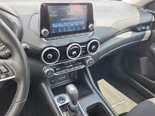 2024 Nissan Sentra - Image 9