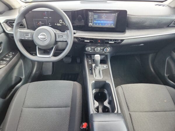 2025 Nissan Kicks - Image 17