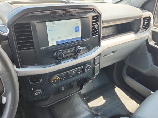 2022 Ford F-150 - Image 9
