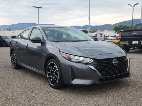 2025 Nissan Sentra - Image 4