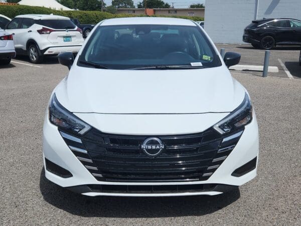2025 Nissan Versa - Image 5